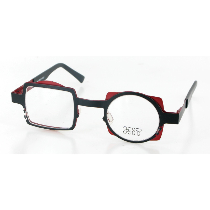 HORS COLLECTION XIT V852 000  Taille : 41 - 26 / 135 MM